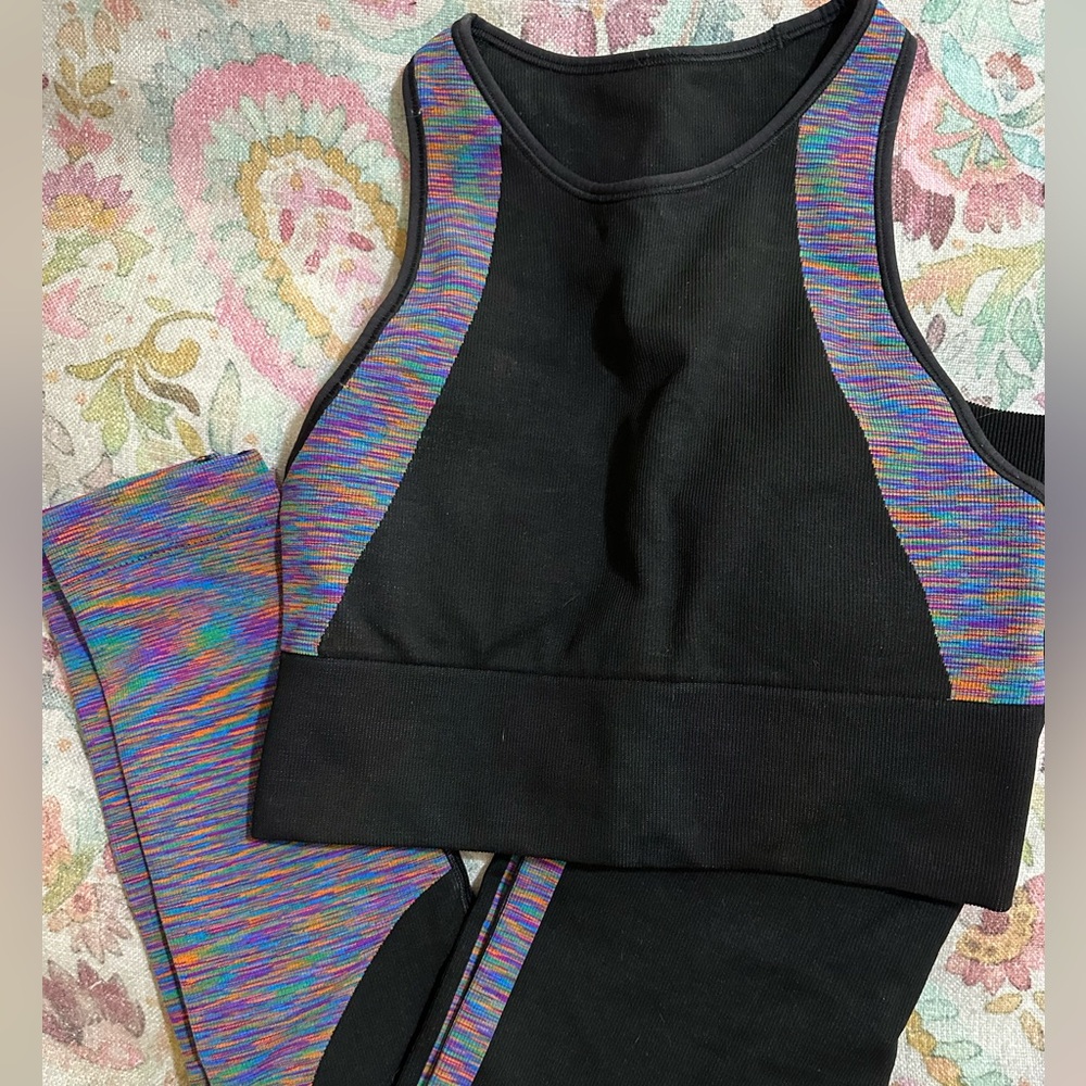 NWOT Lululemon Love Revealed Set